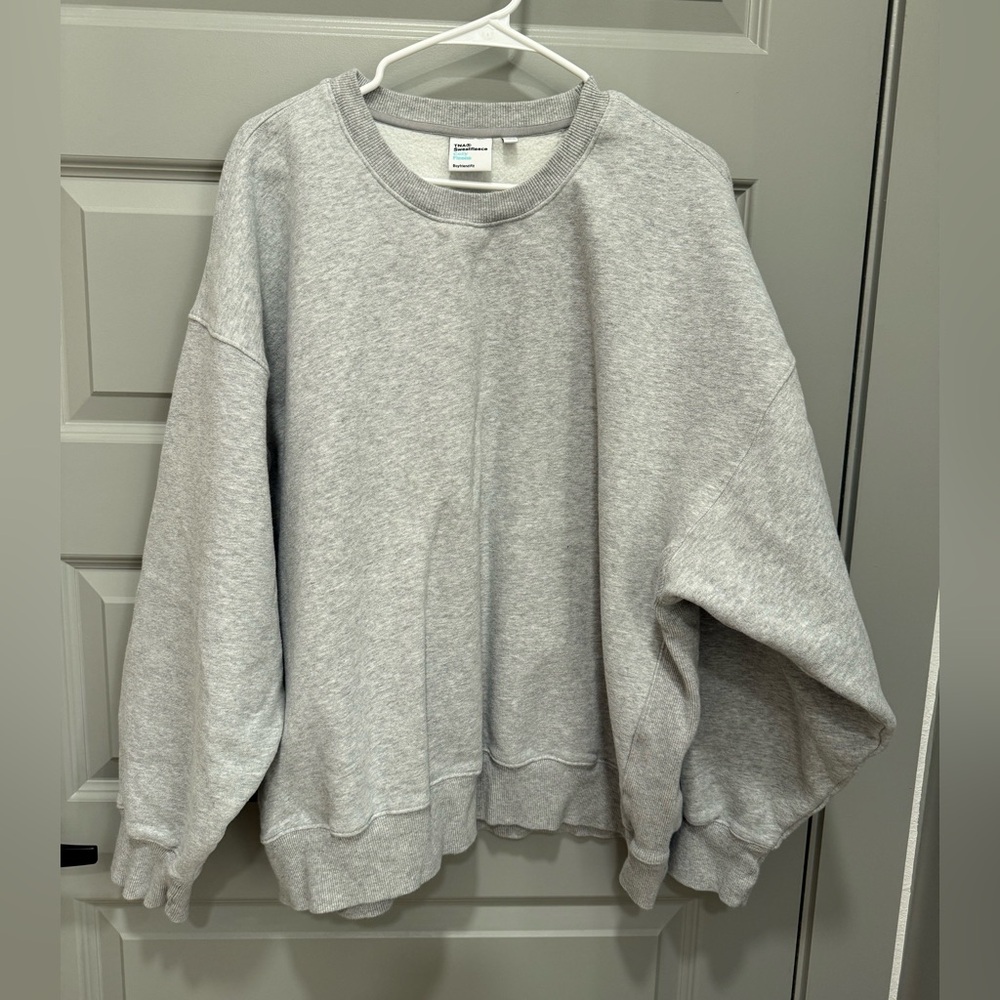 ARITZIA Crew Sweatshirt